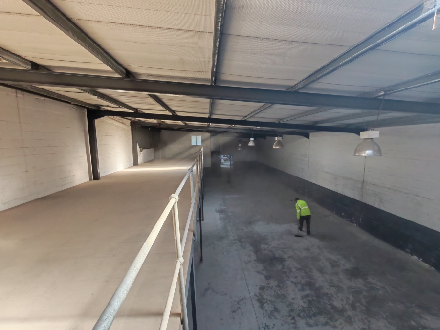 To Let Commercial Property for Rent in Somerset West Business Park Western Cape